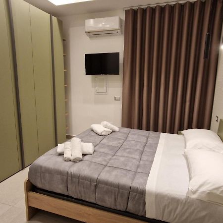 Dimora101 Dimora1 Napoli By Dillerdimore Apartment ภายนอก รูปภาพ